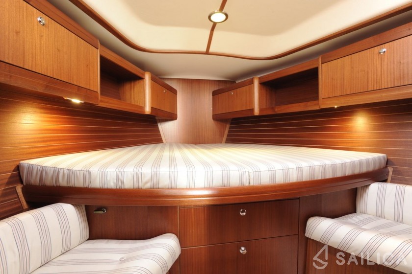 Vilm 41 CR - Yacht Charter Sailica