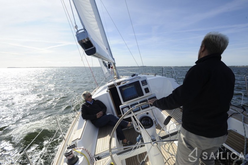 Vilm 41 CR - Yacht Charter Sailica