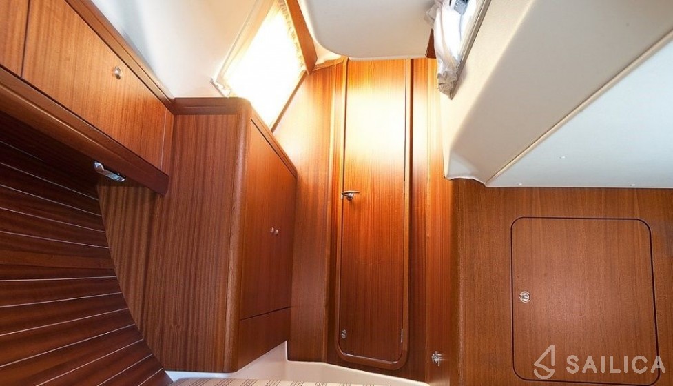 Vilm 41 CR - Yacht Charter Sailica