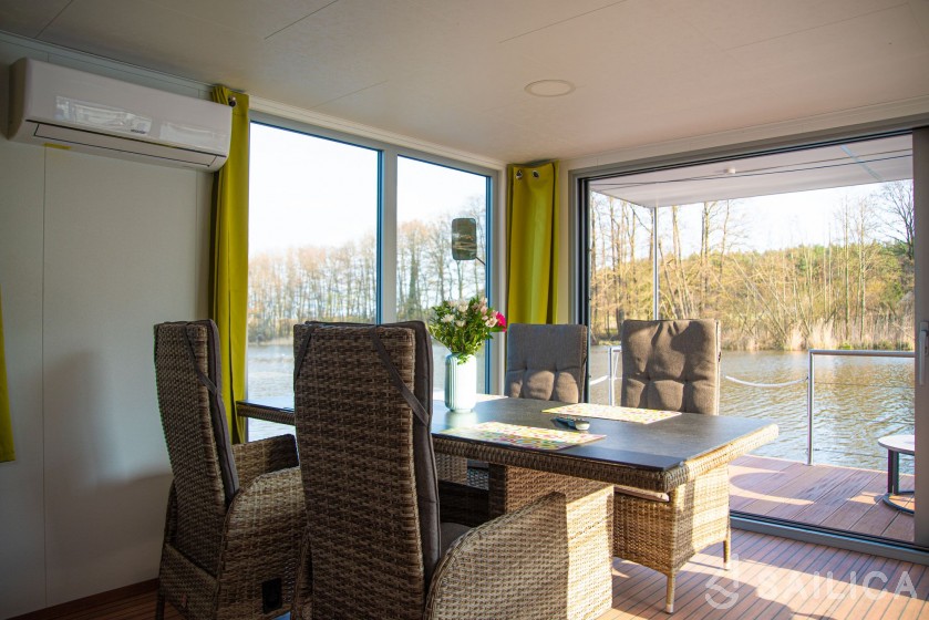 WOMA D13 - Yacht Charter Sailica