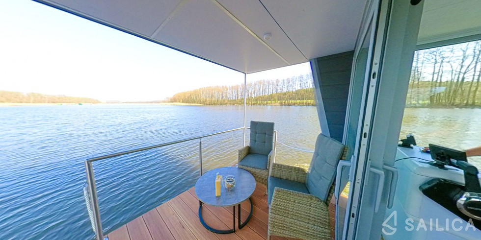 WOMA D13 - Yacht Charter Sailica