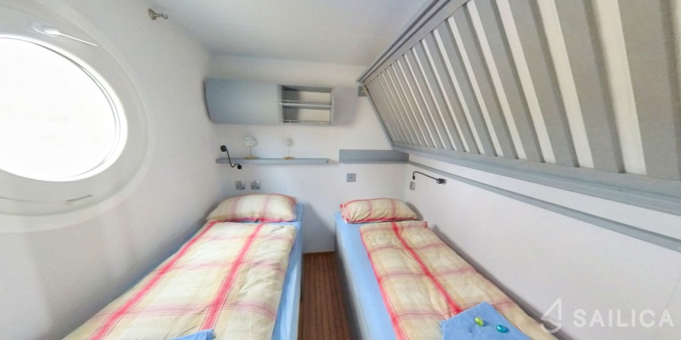 WOMA D13 - Yacht Charter Sailica