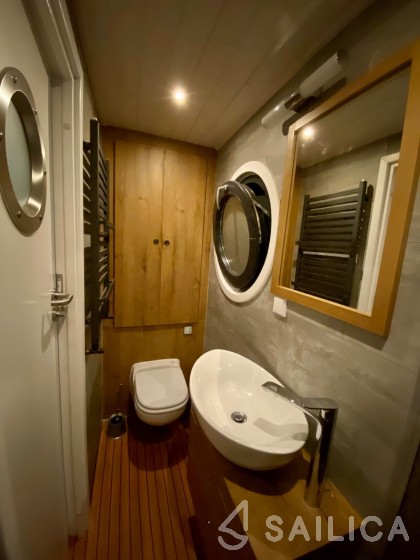 WOMA D13 - Yacht Charter Sailica