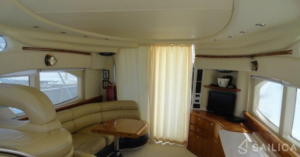 Azimut 42 - Yacht Charter Sailica