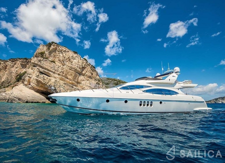 Azimut 68 - Yacht Charter Sailica