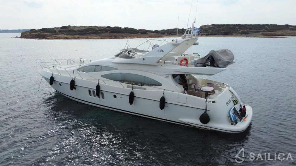 Azimut 68 - Yacht Charter Sailica