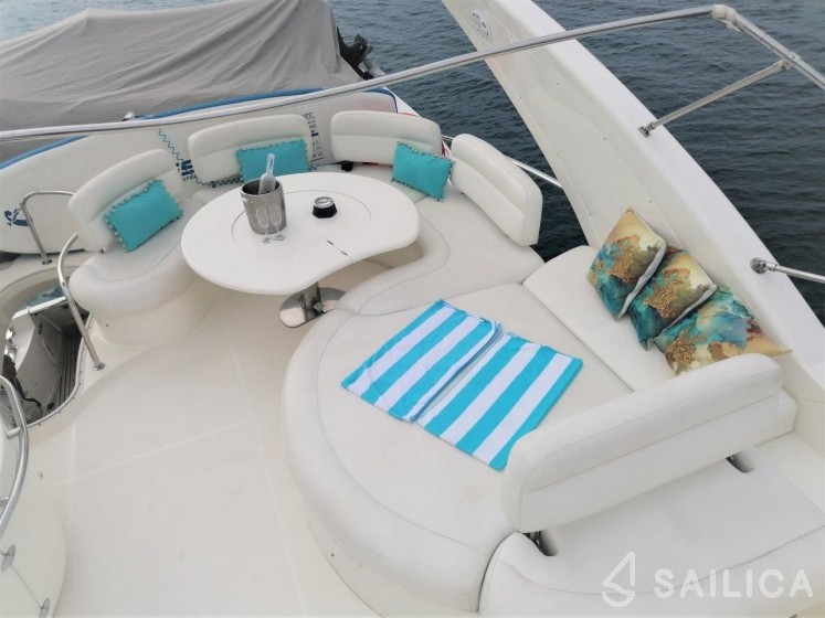 Azimut 68 - Yacht Charter Sailica