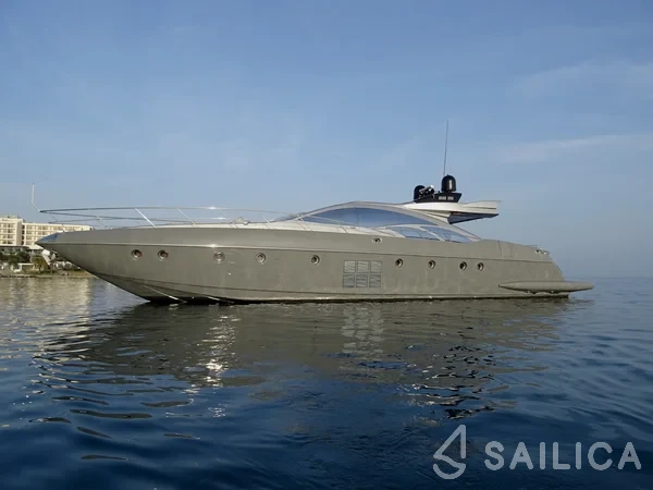 Azimut 86 - Yacht Charter Sailica