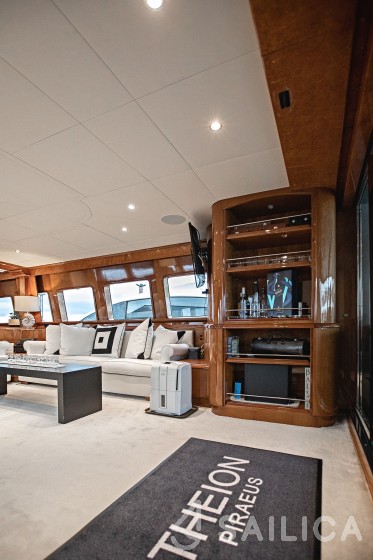 Baglietto 100 - Yacht Charter Sailica