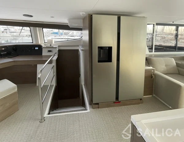 Bali 4.6 - Yacht Charter Sailica