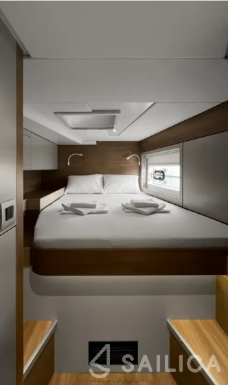 Bali 4.6 - Yacht Charter Sailica