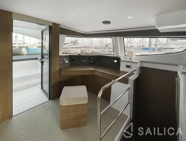 Bali 4.6 - Yacht Charter Sailica