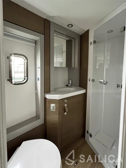 Bali 4.6 - Yacht Charter Sailica