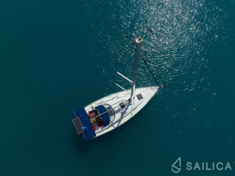 Bavaria 32 Cruiser - Yacht Charter Sailica