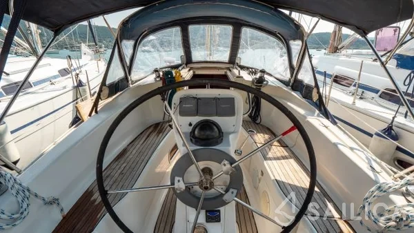 Bavaria 32 Cruiser - Yacht Charter Sailica