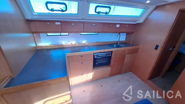 Bavaria 46 Cruiser - Yacht Charter Sailica
