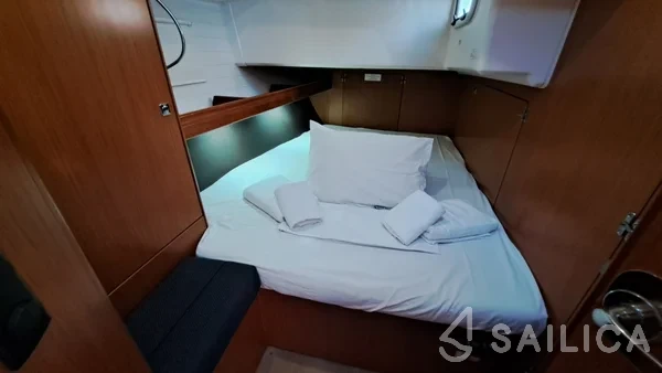 Bavaria 46 Cruiser - Yacht Charter Sailica