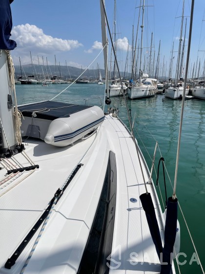 Bavaria Cruiser 46 - 4 cab. - Yacht Charter Sailica