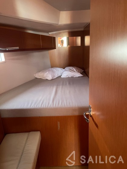 Bavaria Cruiser 46 - 4 cab. - Yacht Charter Sailica