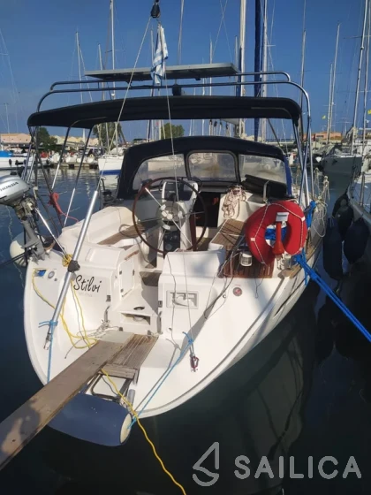 Bavaria 42 - Yacht Charter Sailica