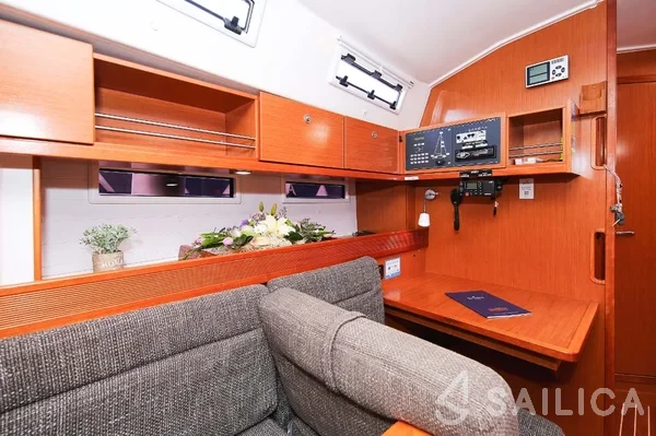 Bavaria 45 Cruiser - Yacht Charter Sailica