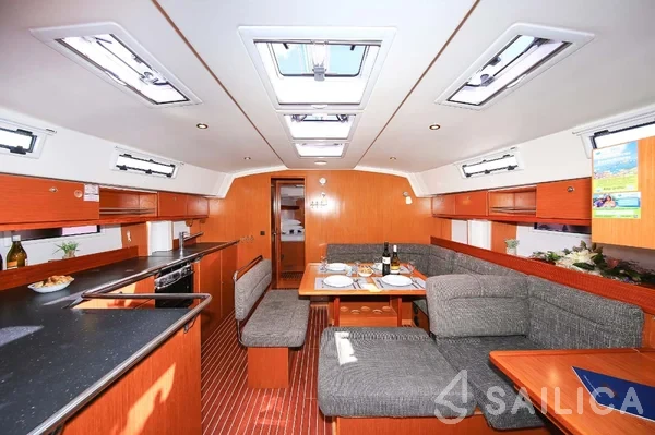Bavaria 45 Cruiser - Yacht Charter Sailica
