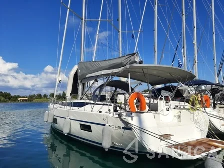 Bavaria C45 - Yacht Charter Sailica