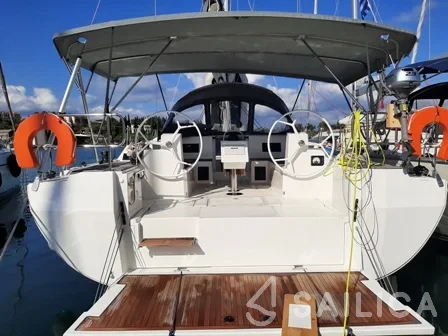 Bavaria C45 - Yacht Charter Sailica