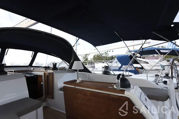 Bavaria 51 Cruiser - Yacht Charter Sailica