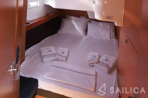 Bavaria 51 Cruiser - Yacht Charter Sailica