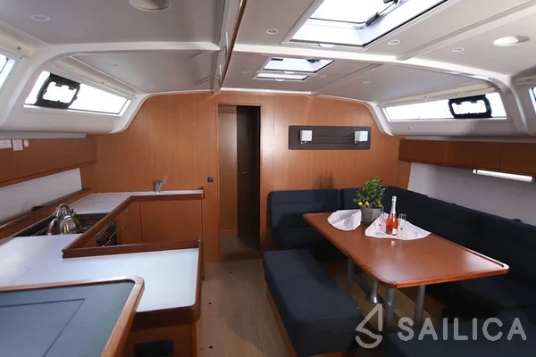 Bavaria 51 Cruiser - Yacht Charter Sailica