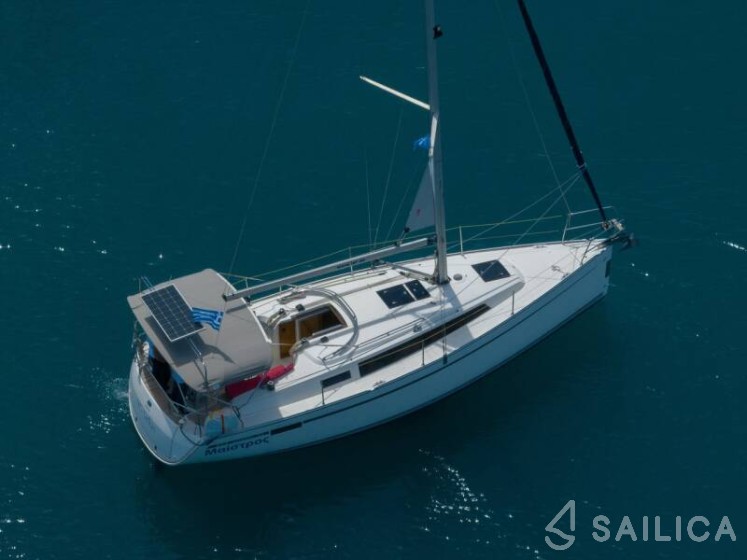 Bavaria 33 Cruiser - Yacht Charter Sailica