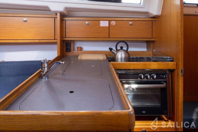 Bavaria 34 Cruiser - Yacht Charter Sailica