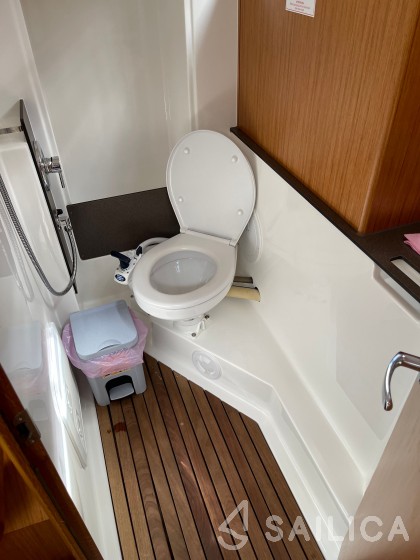 Bavaria 34 Cruiser - Yacht Charter Sailica
