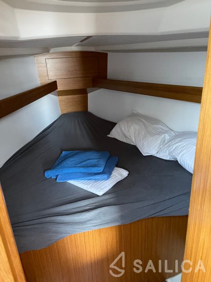 Bavaria 34 Cruiser - Yacht Charter Sailica