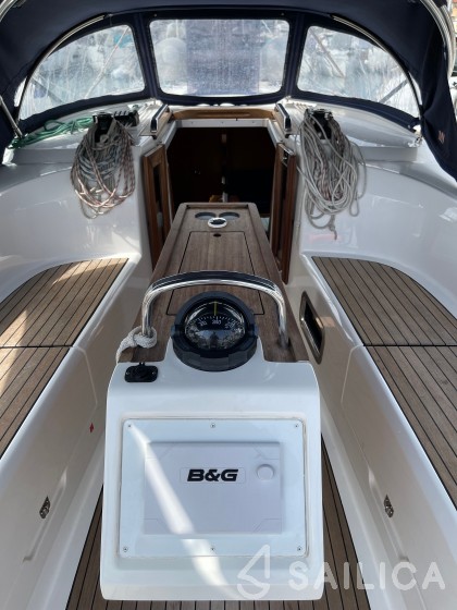 Bavaria 34 Cruiser - Yacht Charter Sailica