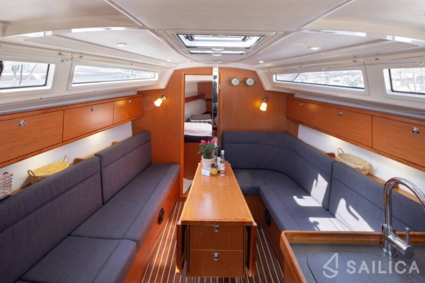 Bavaria 34 Cruiser - Yacht Charter Sailica