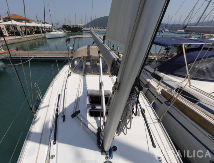 Bavaria 34 Cruiser - Yacht Charter Sailica