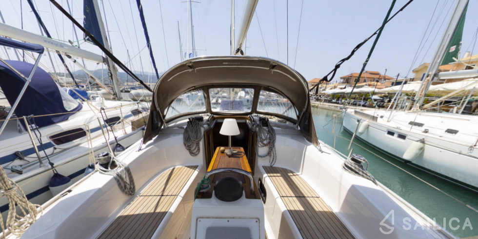 Bavaria 34 Cruiser - Yacht Charter Sailica