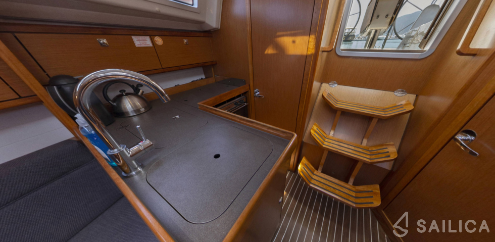 Bavaria 34 Cruiser - Yacht Charter Sailica