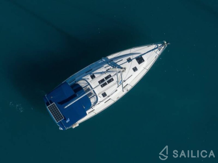 Bavaria 36 Cruiser - Yacht Charter Sailica