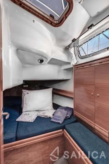 Bavaria 37 Cruiser - Yacht Charter Sailica