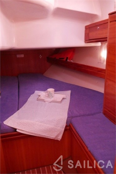 Bavaria Sport 39 - Yacht Charter Sailica