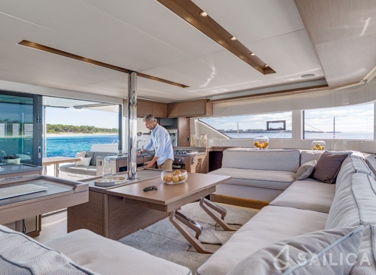 Lagoon 50 - Yacht Charter Sailica