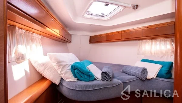 Bavaria 40 Cruiser - Yacht Charter Sailica
