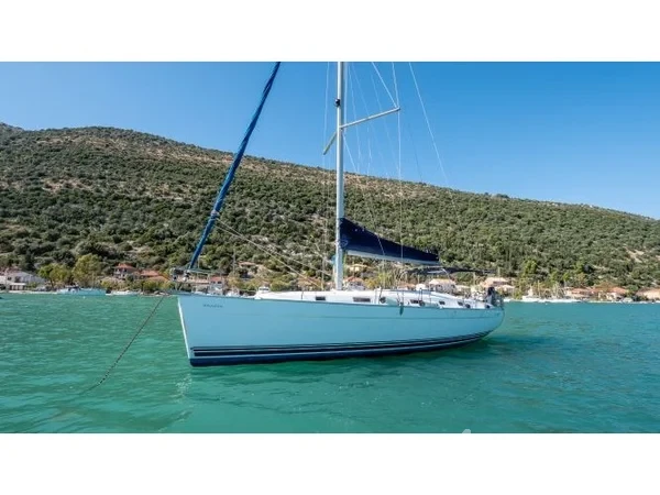 Beneteau 43 - Yacht Charter Sailica