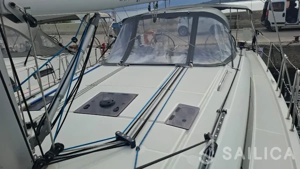 Oceanis 40.1 - Yacht Charter Sailica