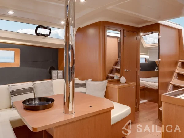 Sun Odyssey 410 - Yacht Charter Sailica
