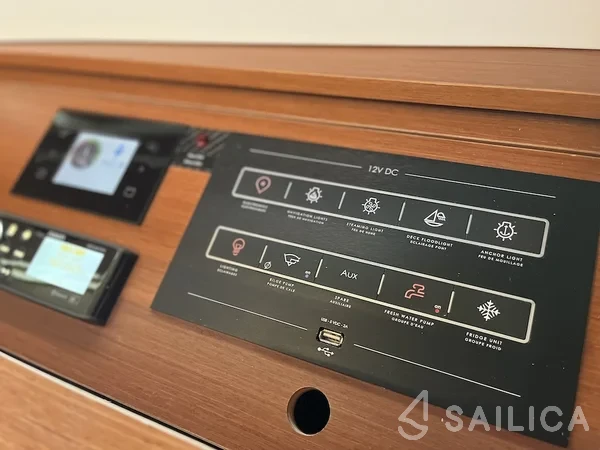 Oceanis 46.1 - Yacht Charter Sailica