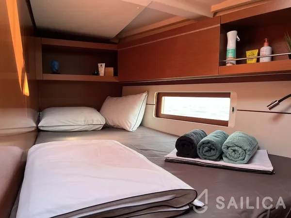 Oceanis 46.1 - Yacht Charter Sailica